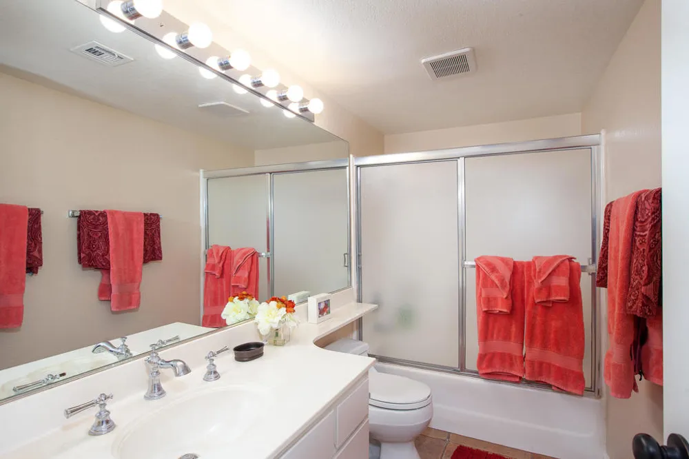 500 S Farrell Drive #M81 Palm Springs, CA 92264