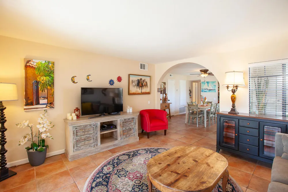 500 S Farrell Drive #M81 Palm Springs, CA 92264
