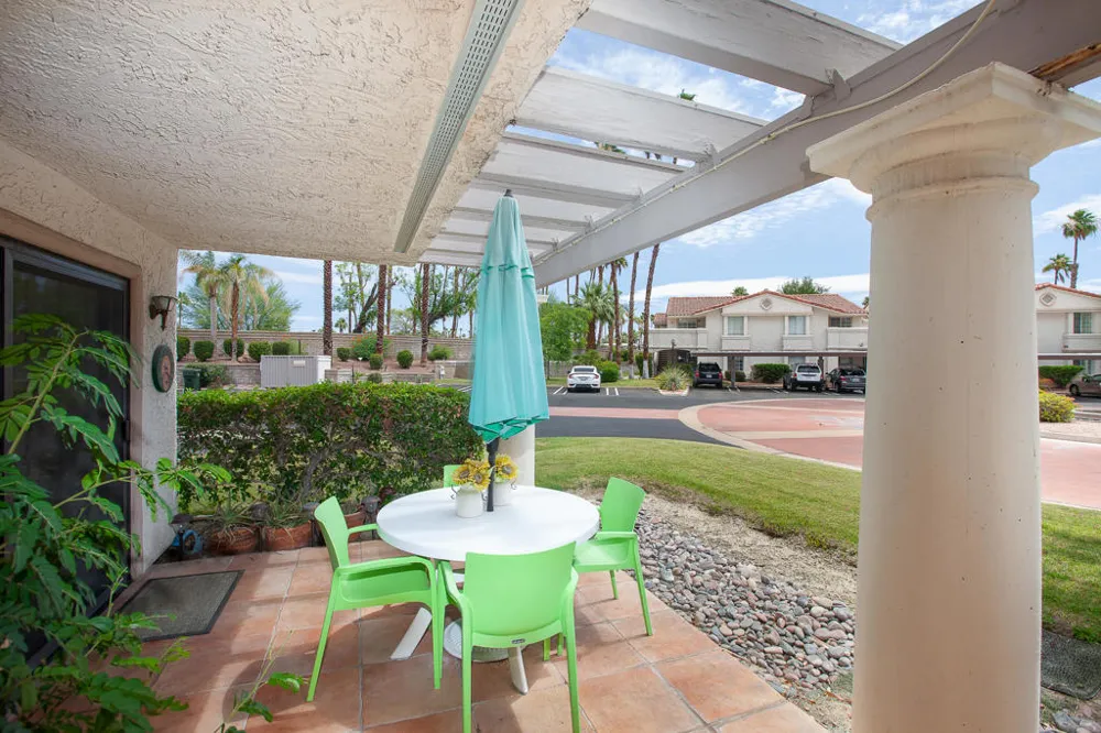 500 S Farrell Drive #M81 Palm Springs, CA 92264