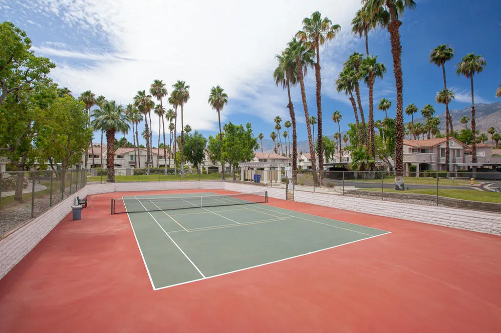 500 S Farrell Drive #M81 Palm Springs, CA 92264