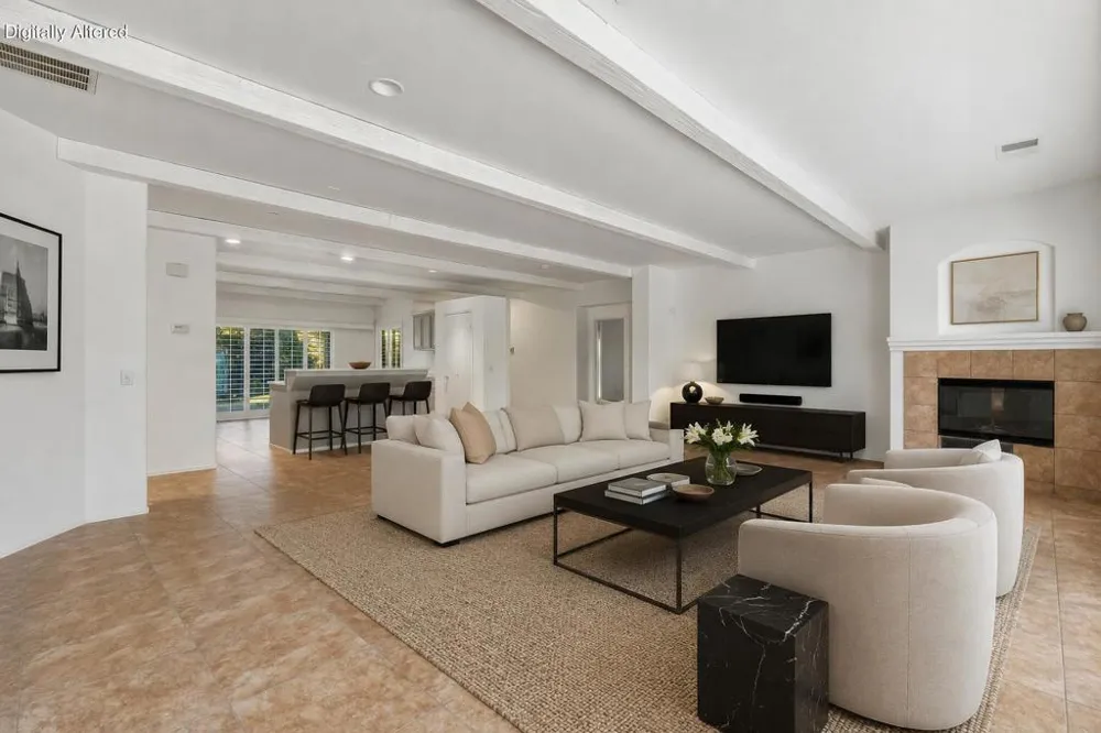 992 Mira Grande Palm Springs, CA 92262