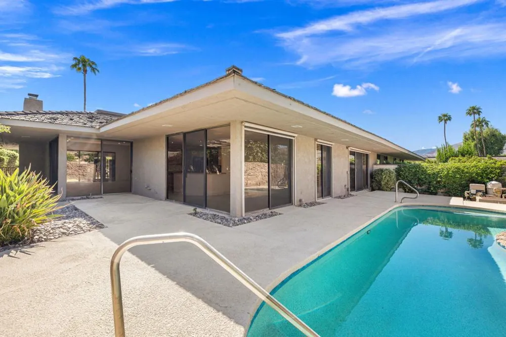 5 Dartmouth Drive Rancho Mirage, CA 92270