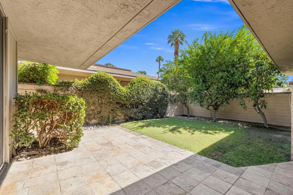 5 Dartmouth Drive Rancho Mirage, CA 92270