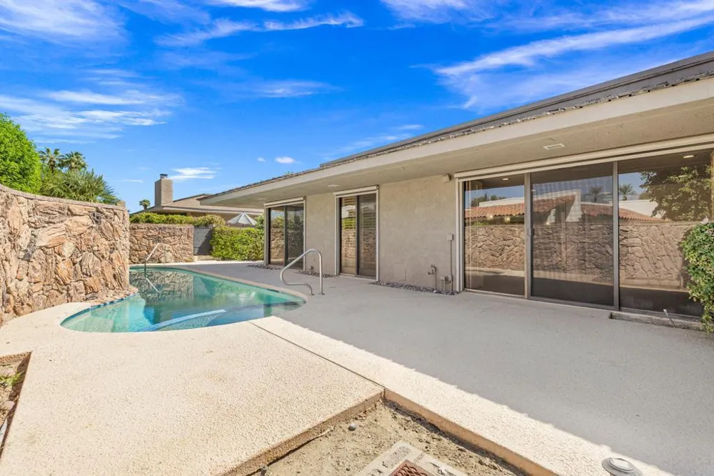 5 Dartmouth Drive Rancho Mirage, CA 92270