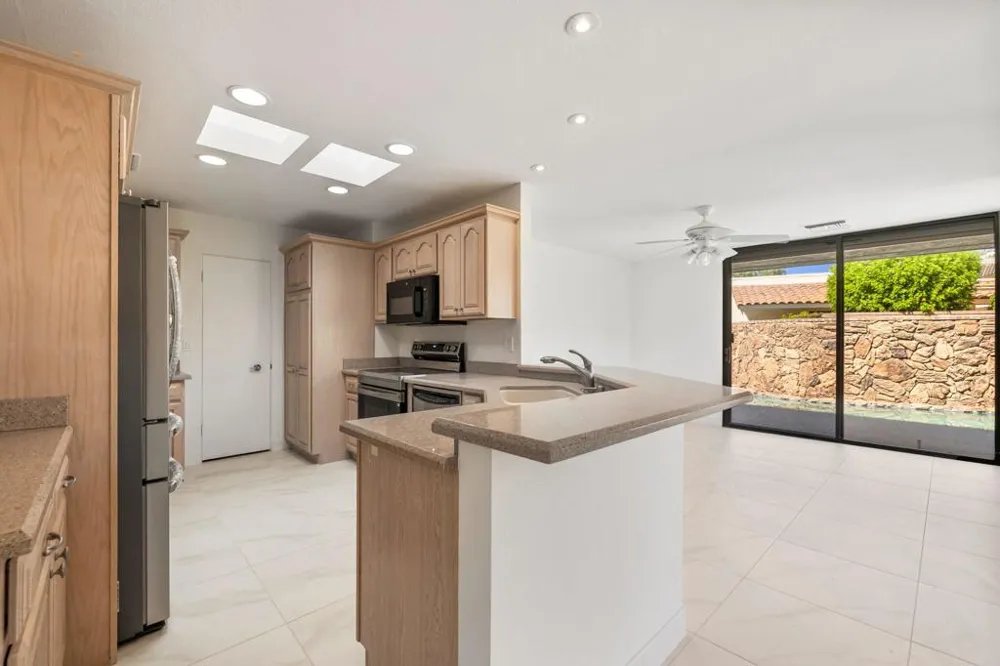 5 Dartmouth Drive Rancho Mirage, CA 92270