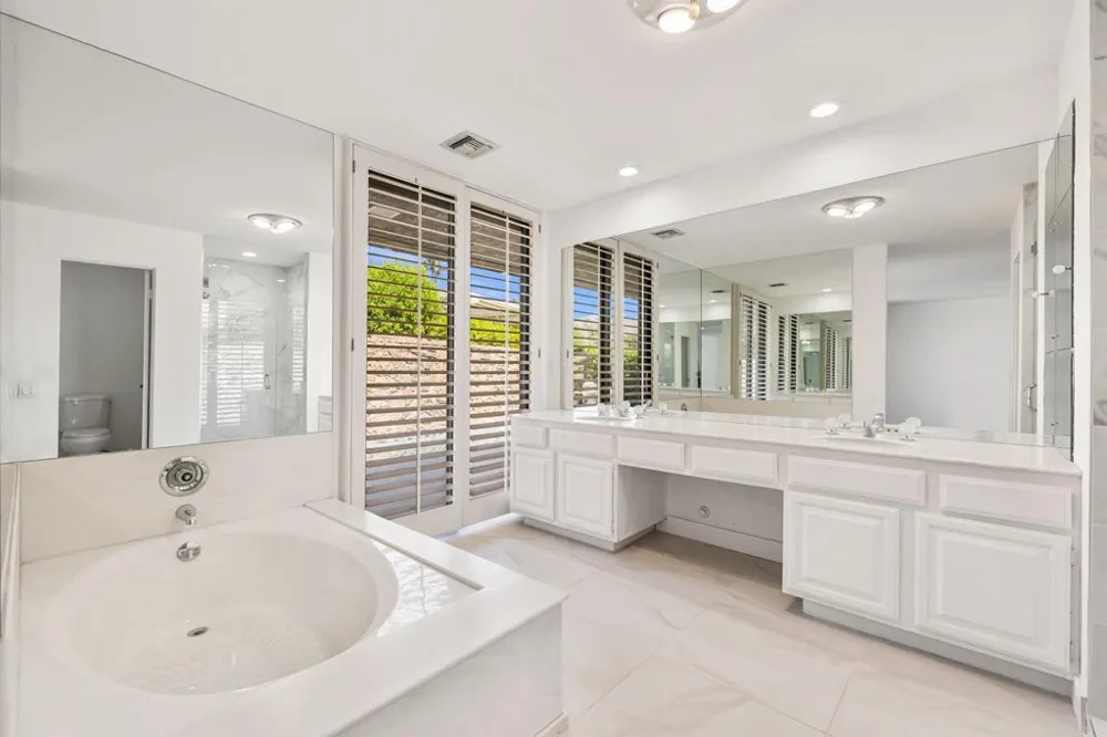 5 Dartmouth Drive Rancho Mirage, CA 92270