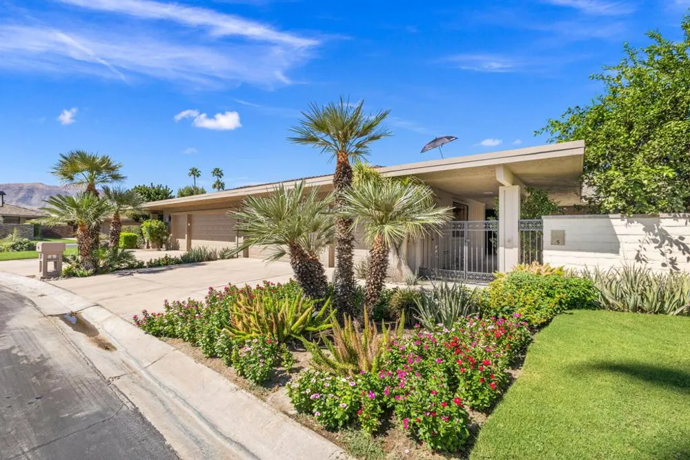 5 Dartmouth Drive Rancho Mirage, CA 92270