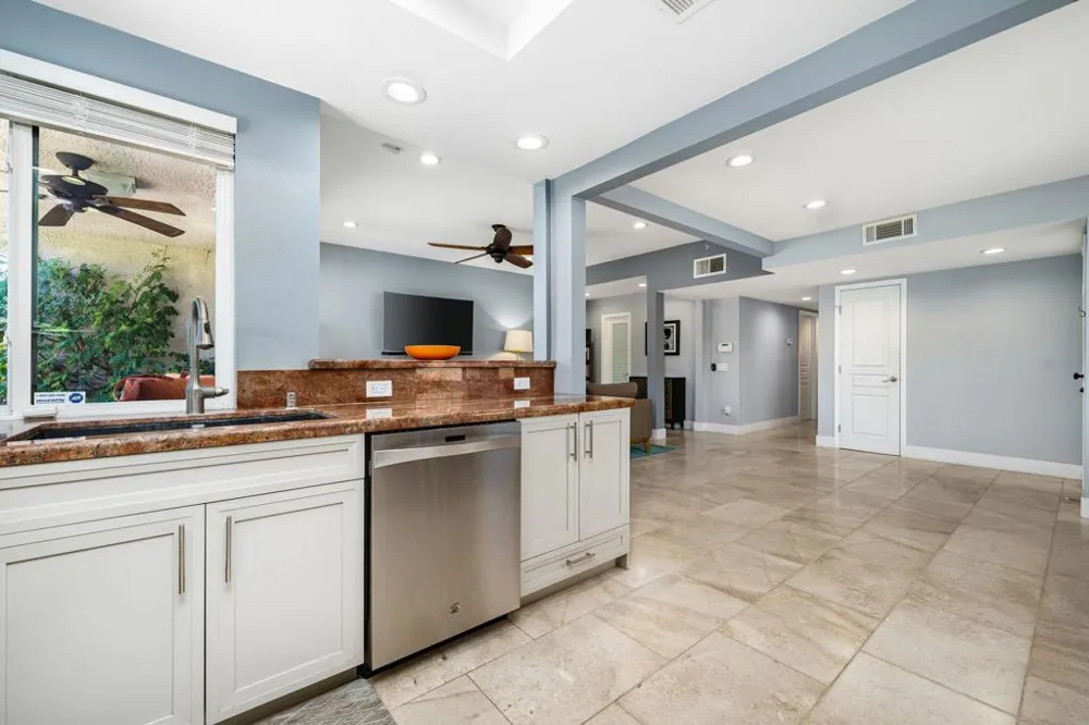 688 Vallarta Circle Palm Springs, CA 92262