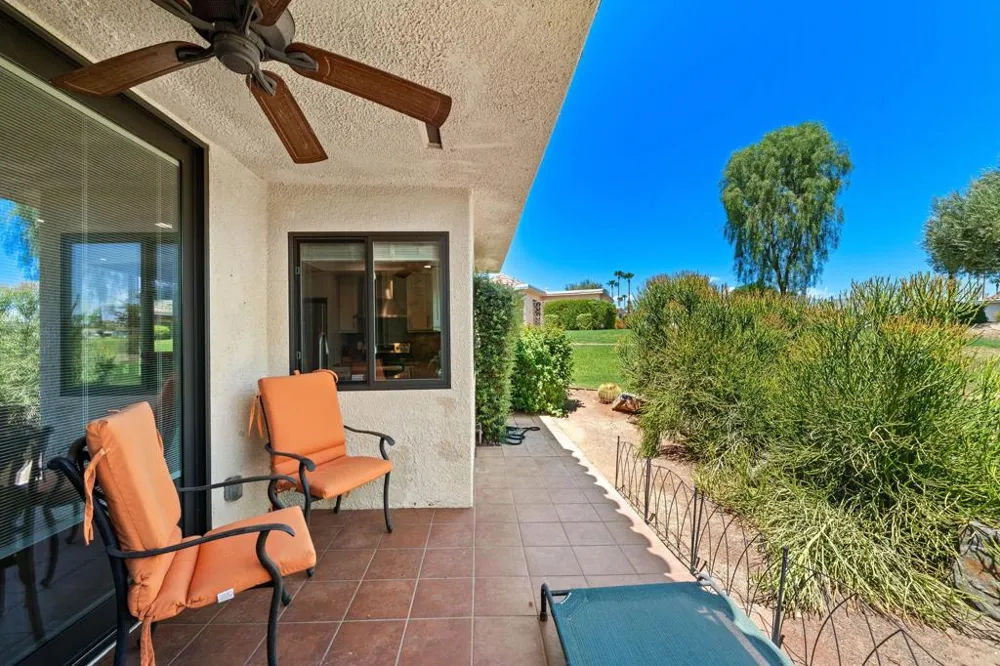 688 Vallarta Circle Palm Springs, CA 92262