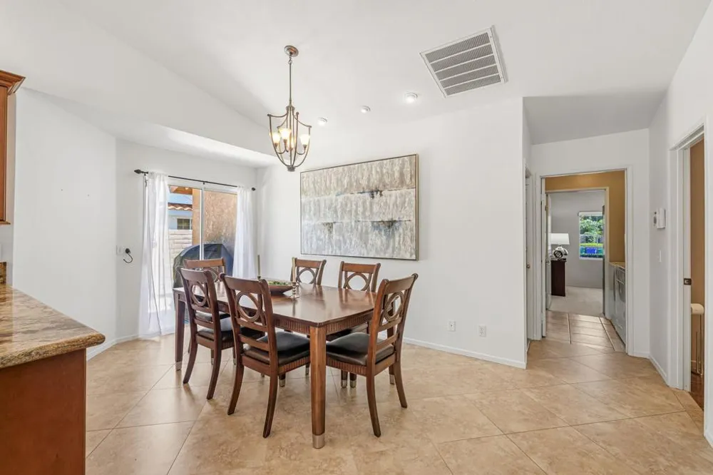 39795 Regency Way Palm Desert, CA 92211