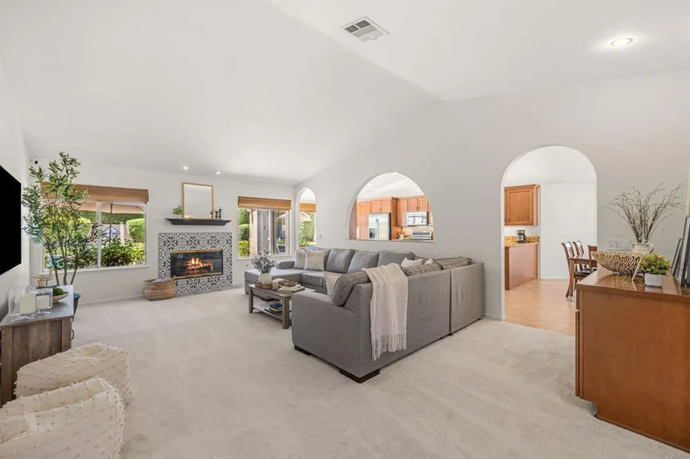 39795 Regency Way Palm Desert, CA 92211