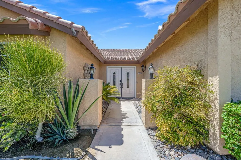 39795 Regency Way Palm Desert, CA 92211