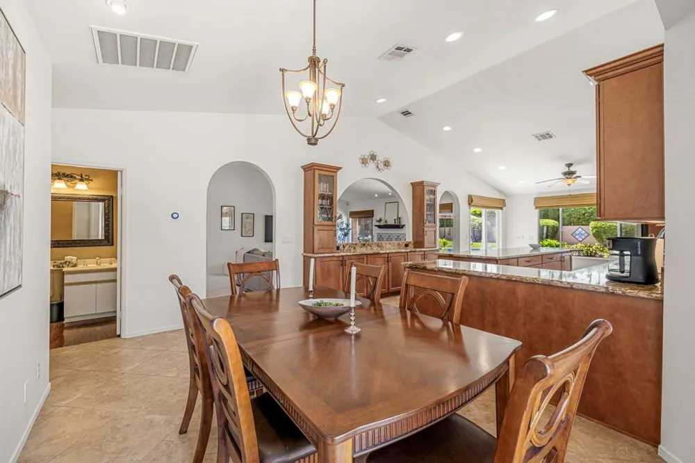 39795 Regency Way Palm Desert, CA 92211
