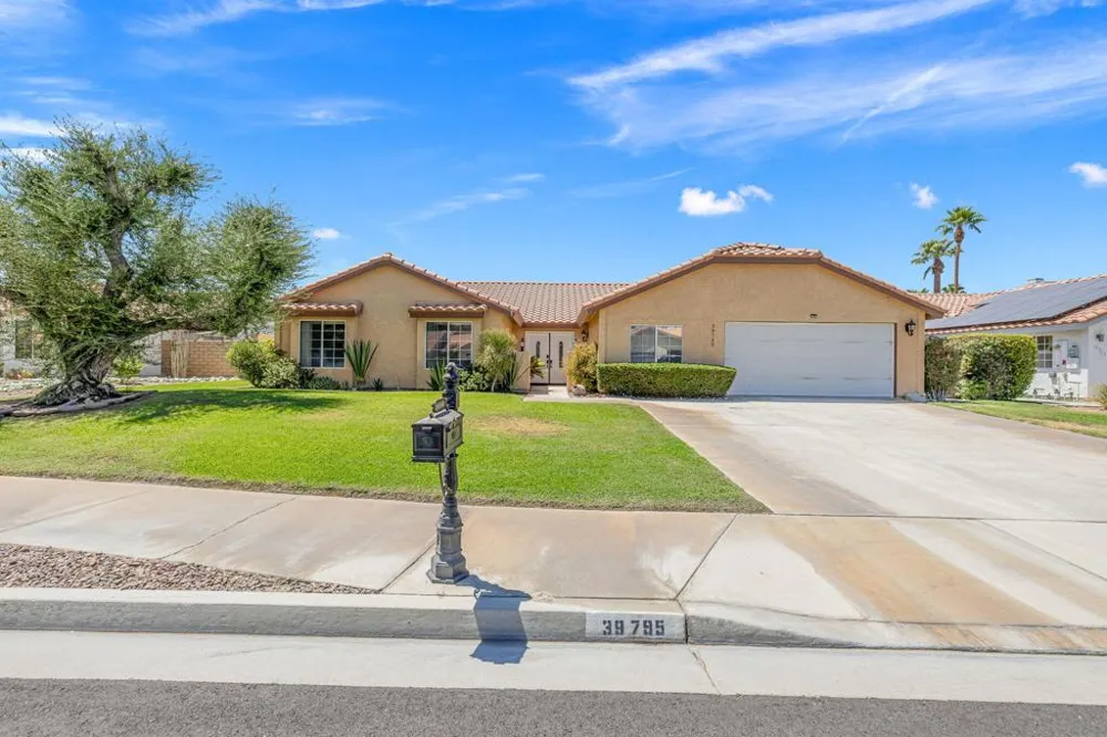 39795 Regency Way Palm Desert, CA 92211