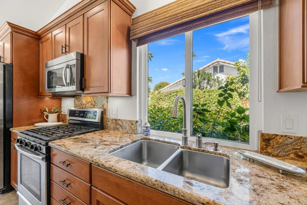 39795 Regency Way Palm Desert, CA 92211