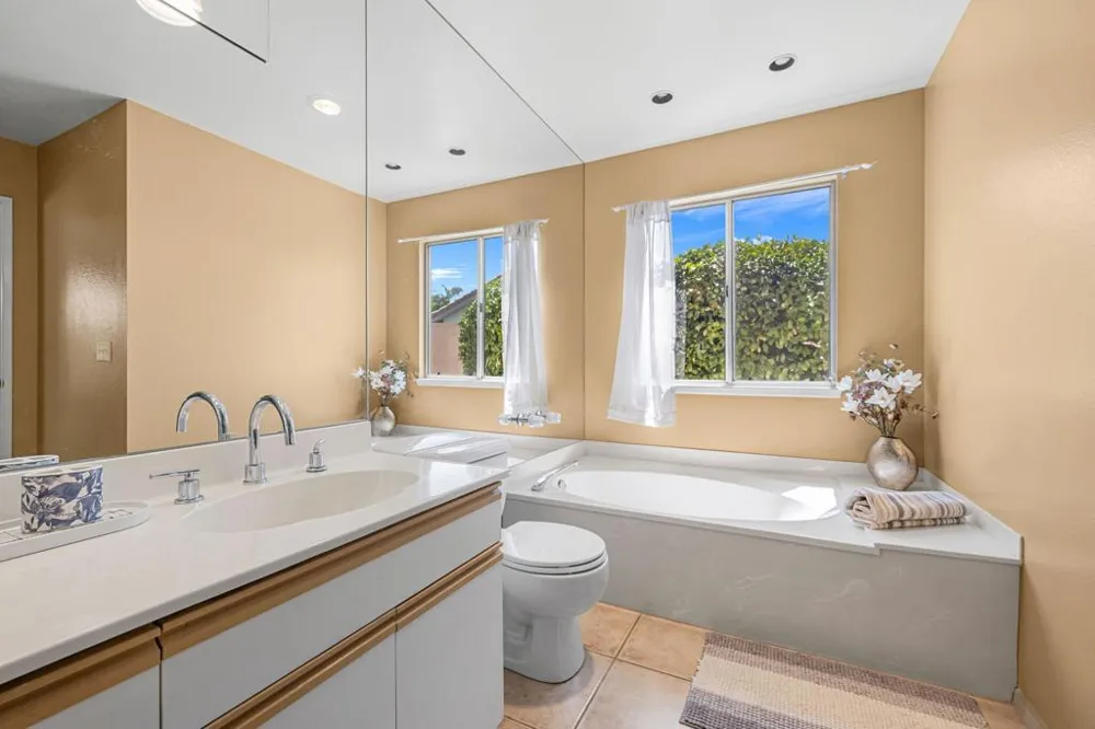 39795 Regency Way Palm Desert, CA 92211