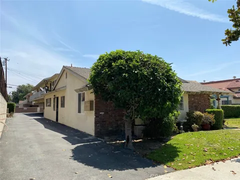 320 Stoneman Avenue