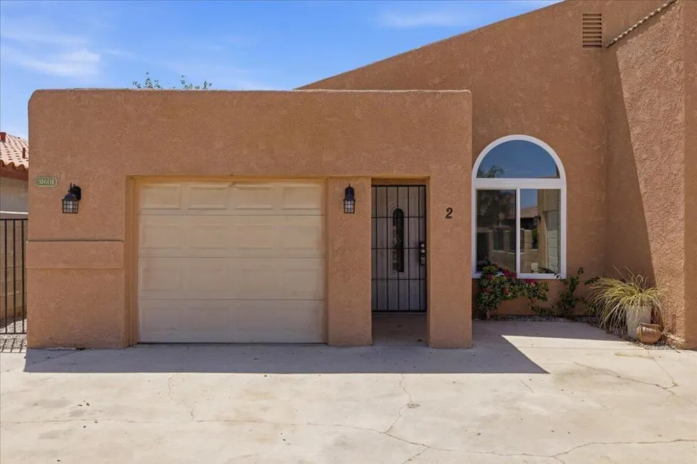 31601 Avenida Maravilla #2 Cathedral City, CA 92234