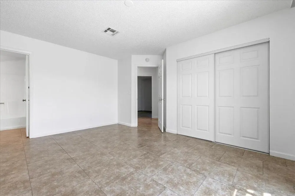 31601 Avenida Maravilla #2 Cathedral City, CA 92234