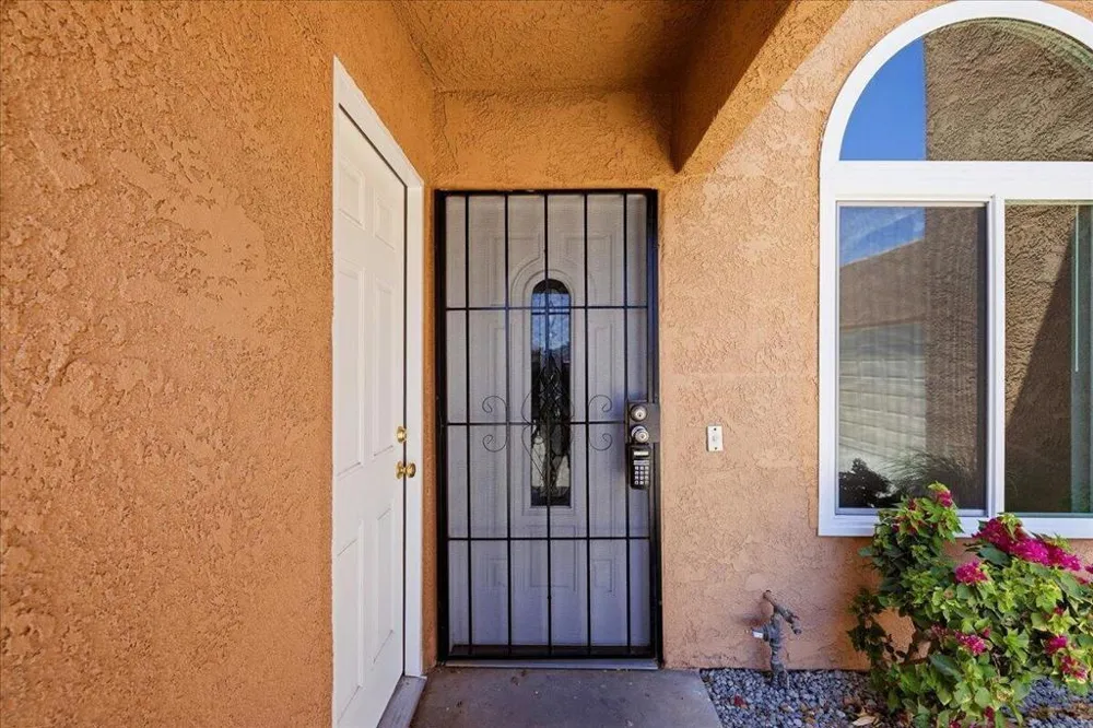 31601 Avenida Maravilla #2 Cathedral City, CA 92234