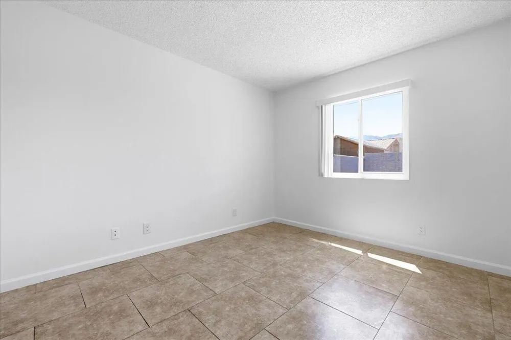 31601 Avenida Maravilla #2 Cathedral City, CA 92234