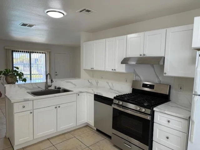 45470 Sunrise Lane #12 Palm Desert, CA 92260