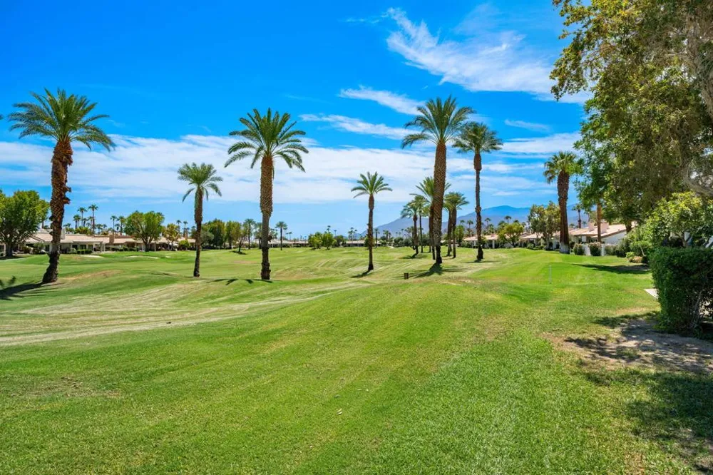 55280 Riviera La Quinta, CA 92253