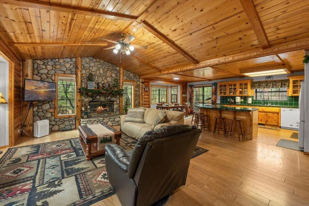 1354 Silverado Road Big Bear, CA 92314