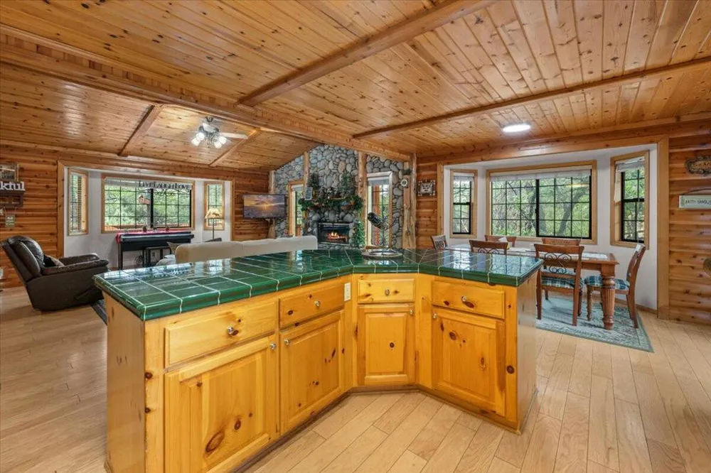 1354 Silverado Road Big Bear, CA 92314
