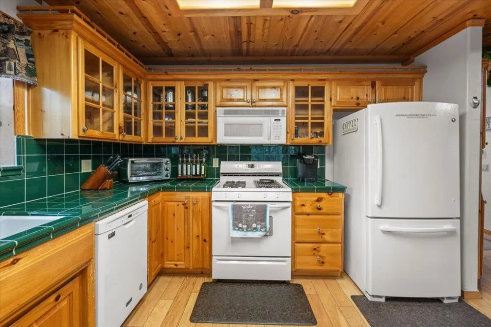 1354 Silverado Road Big Bear, CA 92314