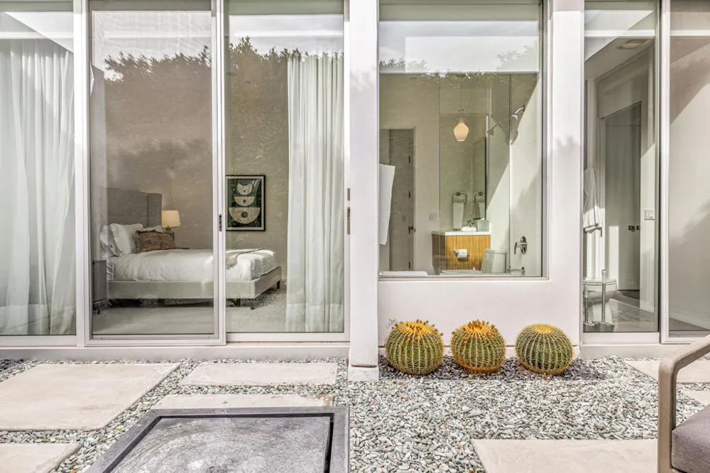 1961 S Palm Canyon Drive #A Palm Springs, CA 92264