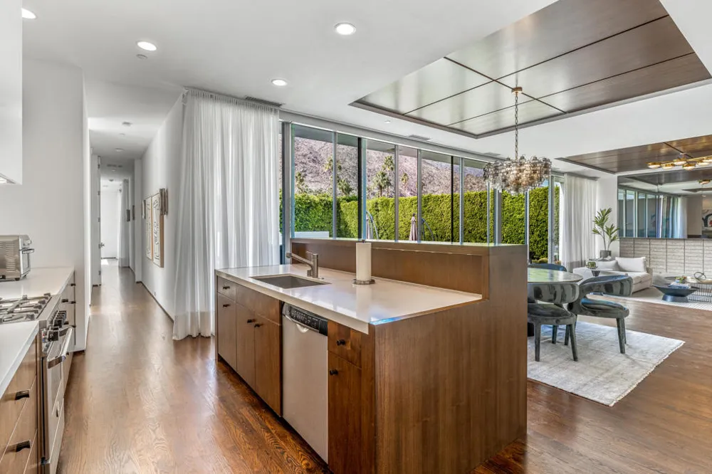 1961 S Palm Canyon Drive #A Palm Springs, CA 92264