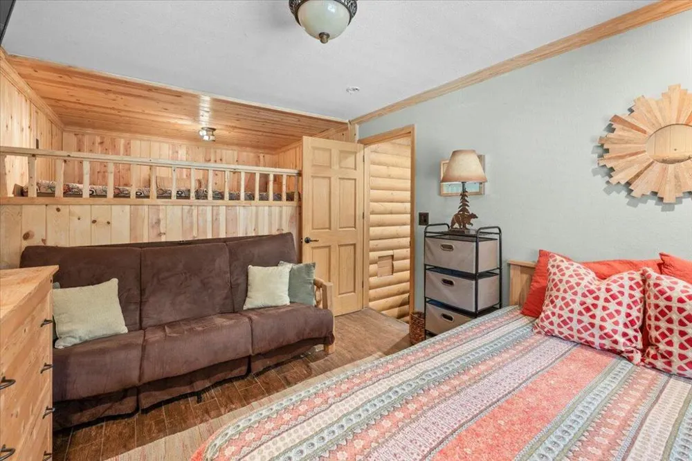 300 Hilltop Lane Big Bear, CA 92314