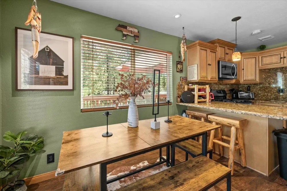 300 Hilltop Lane Big Bear, CA 92314