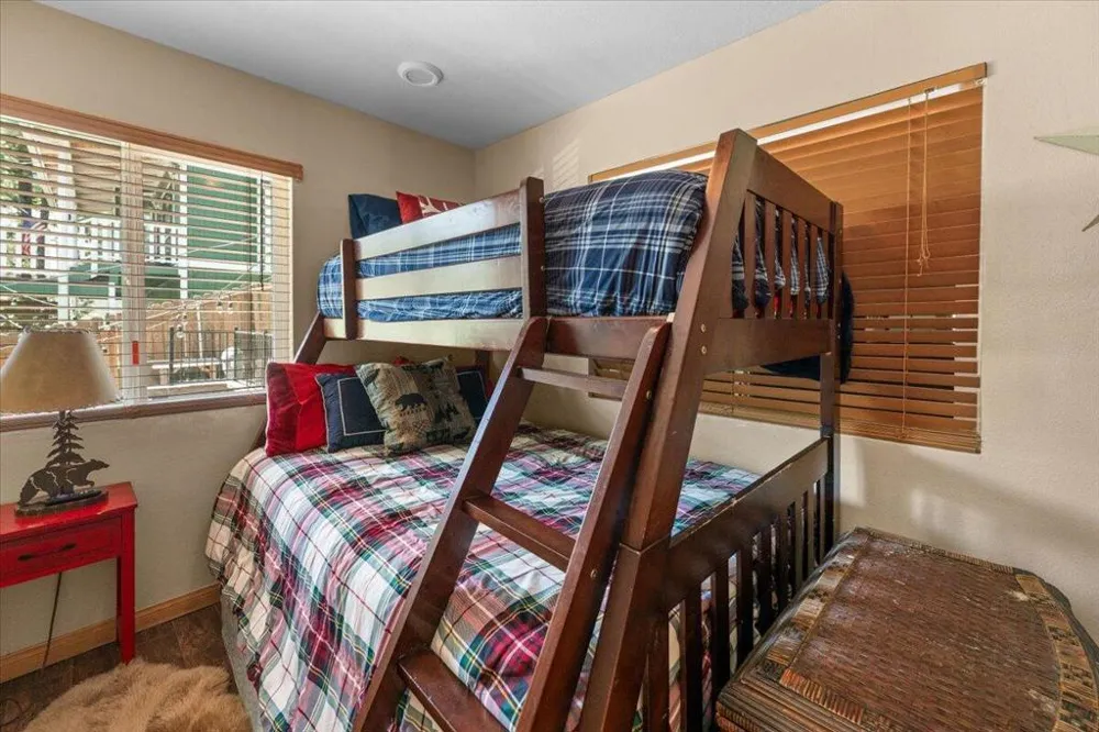 300 Hilltop Lane Big Bear, CA 92314