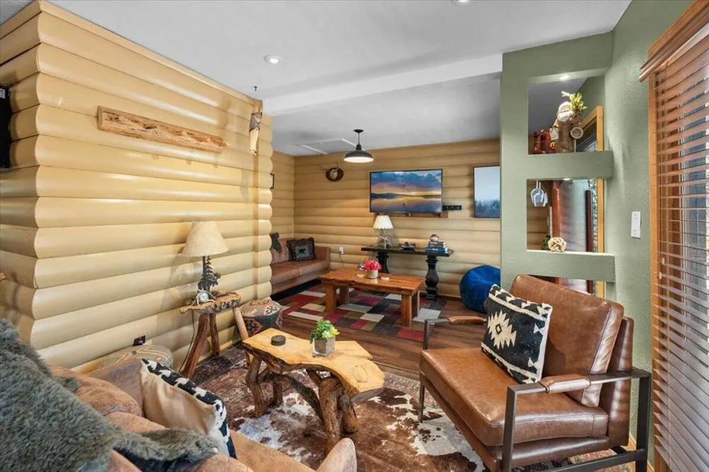 300 Hilltop Lane Big Bear, CA 92314