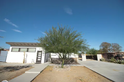 43368 Burr Street