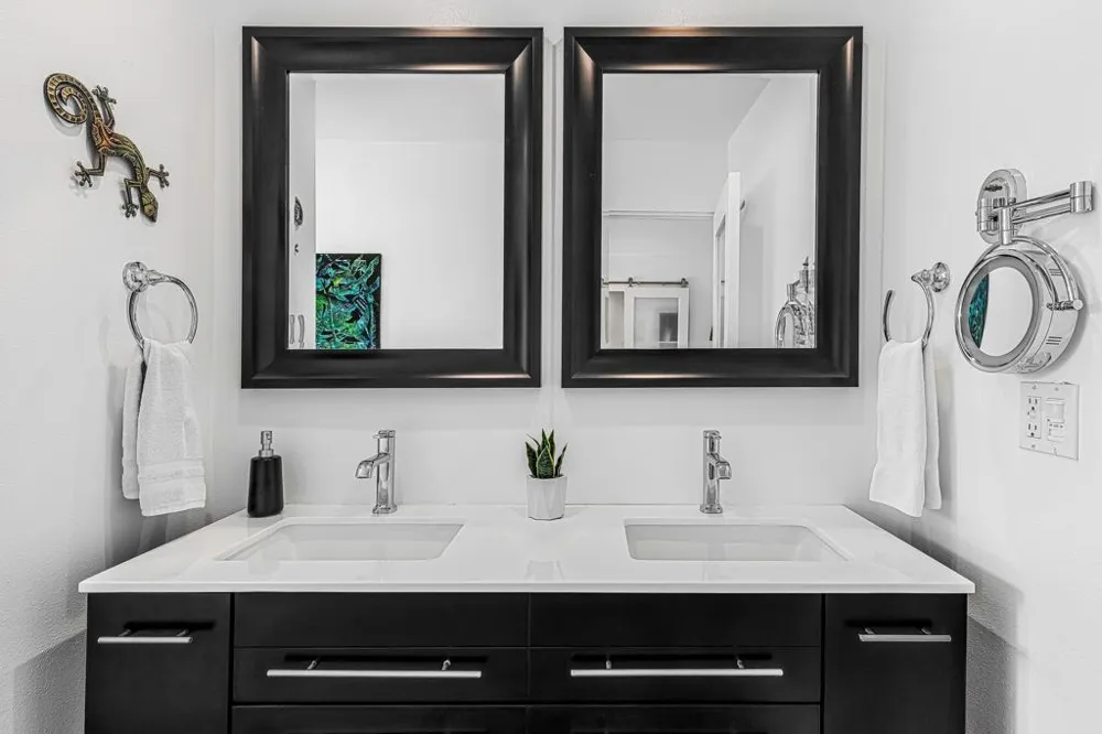 1200 S Farrell Drive Palm Springs, CA 92264
