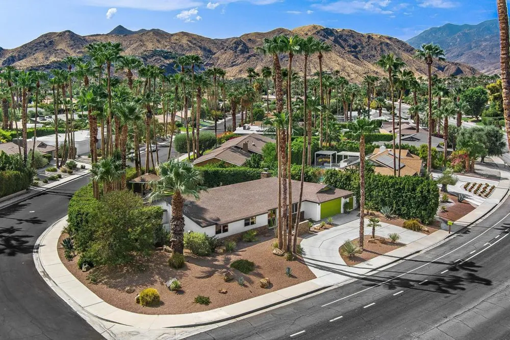 1200 S Farrell Drive Palm Springs, CA 92264