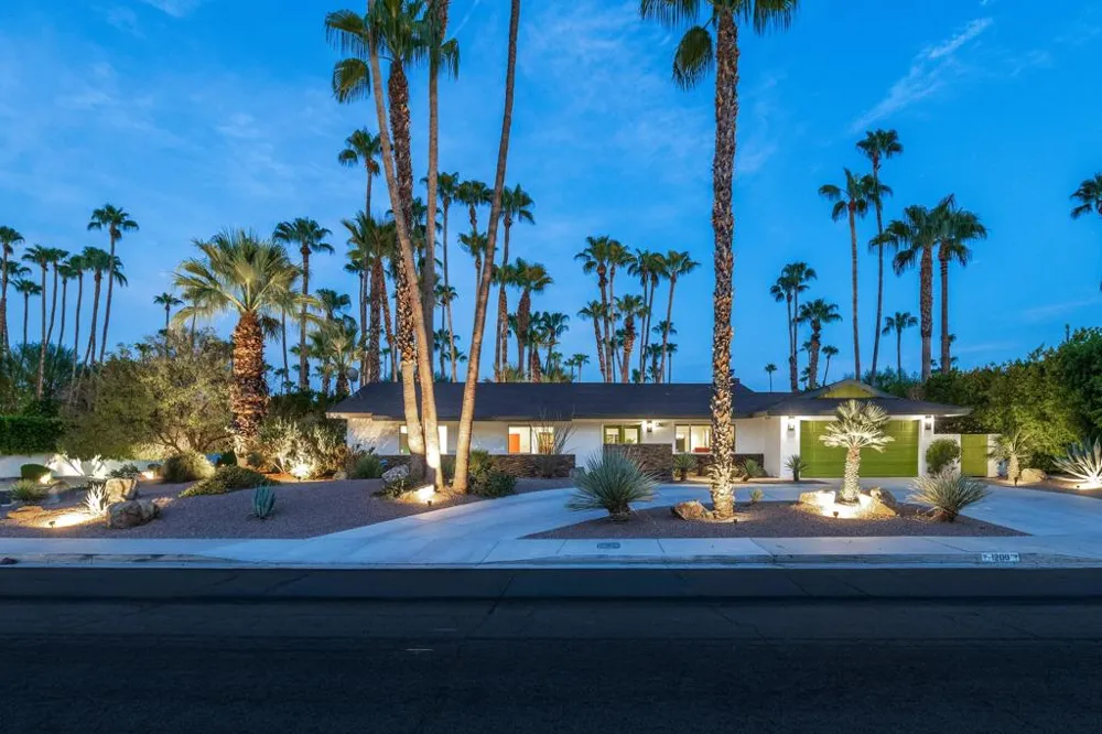 1200 S Farrell Drive Palm Springs, CA 92264