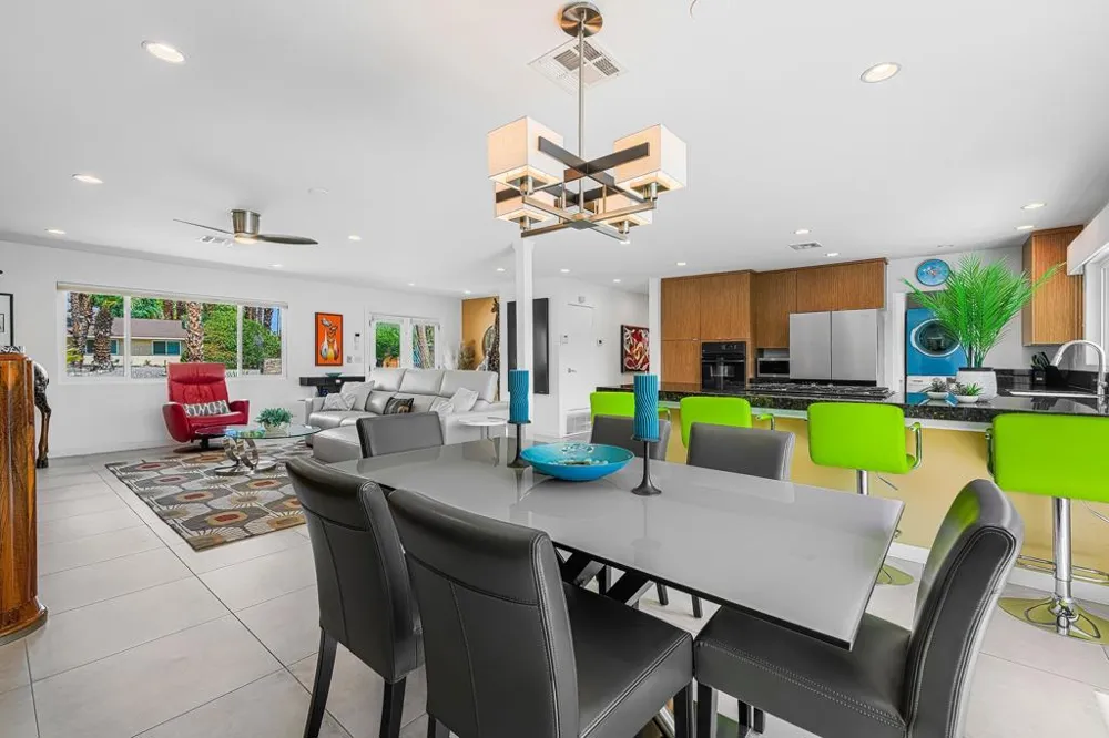 1200 S Farrell Drive Palm Springs, CA 92264