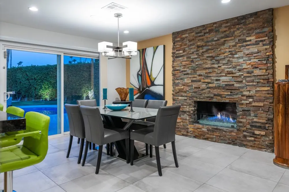1200 S Farrell Drive Palm Springs, CA 92264
