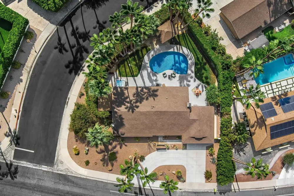 1200 S Farrell Drive Palm Springs, CA 92264