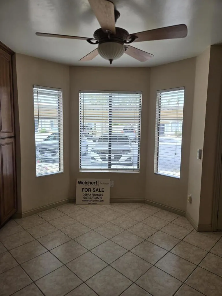 40840 Sandy Gale #D Palm Desert, CA 92211