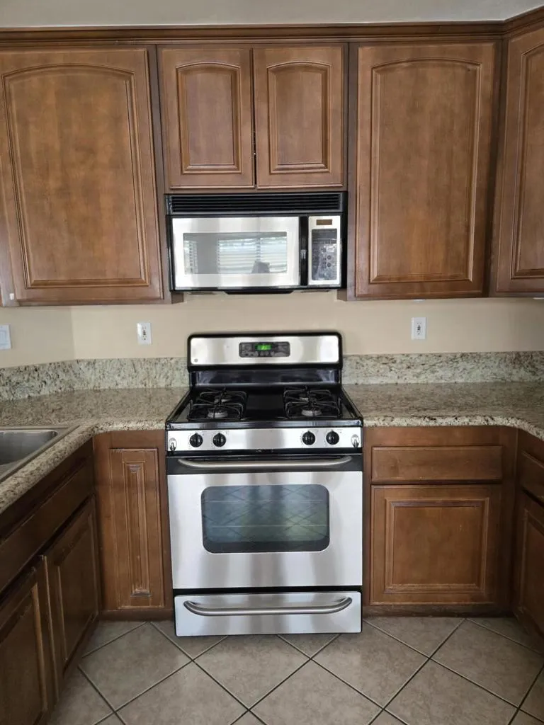 40840 Sandy Gale #D Palm Desert, CA 92211