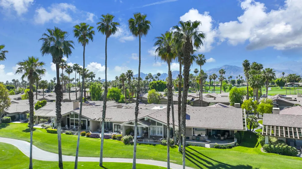 352 Red River Road Palm Desert, CA 92211