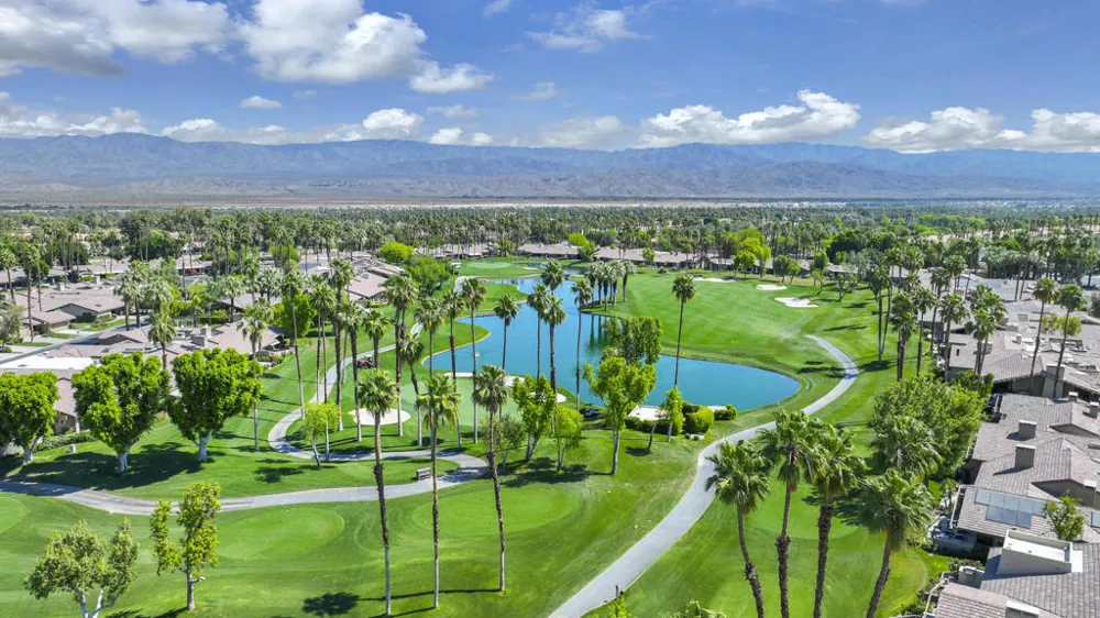 352 Red River Road Palm Desert, CA 92211