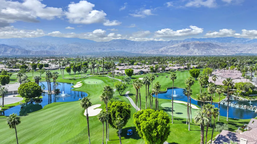 352 Red River Road Palm Desert, CA 92211