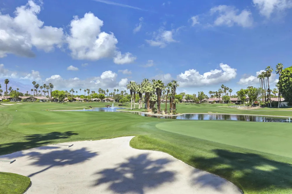 352 Red River Road Palm Desert, CA 92211