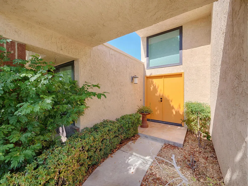 68737 Paseo Soria Cathedral City, CA 92234